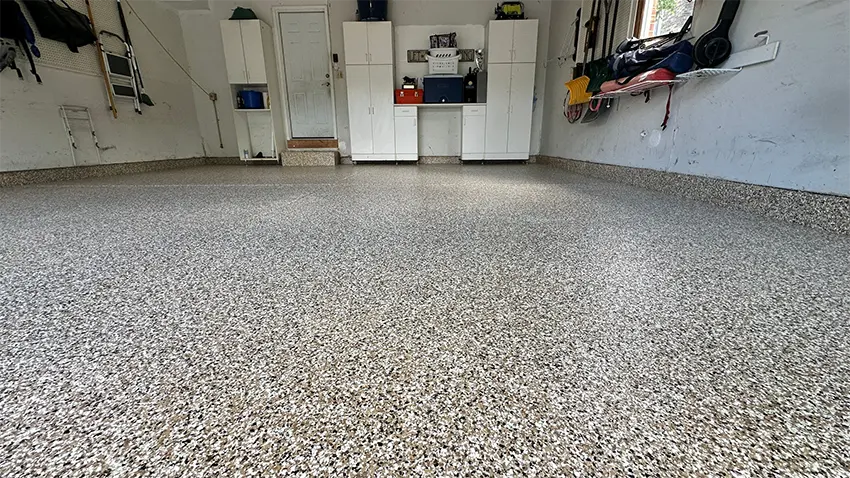 After: finished flake garage floor, Deerfield area